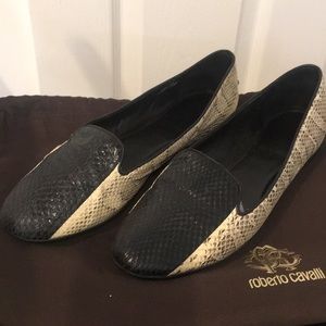 Roberto cavali flat shoes
